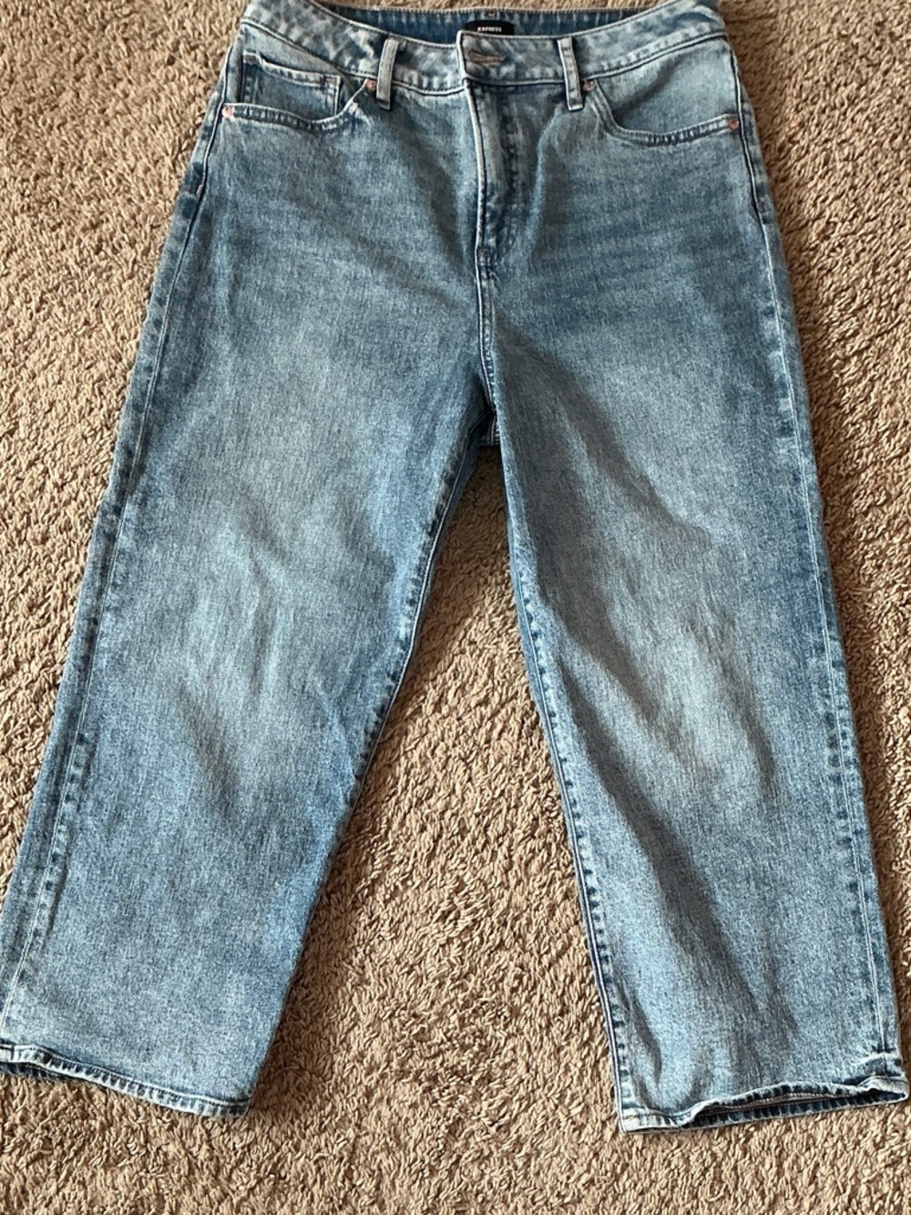 Express Women's Relaxed Straight Ankle Jeans